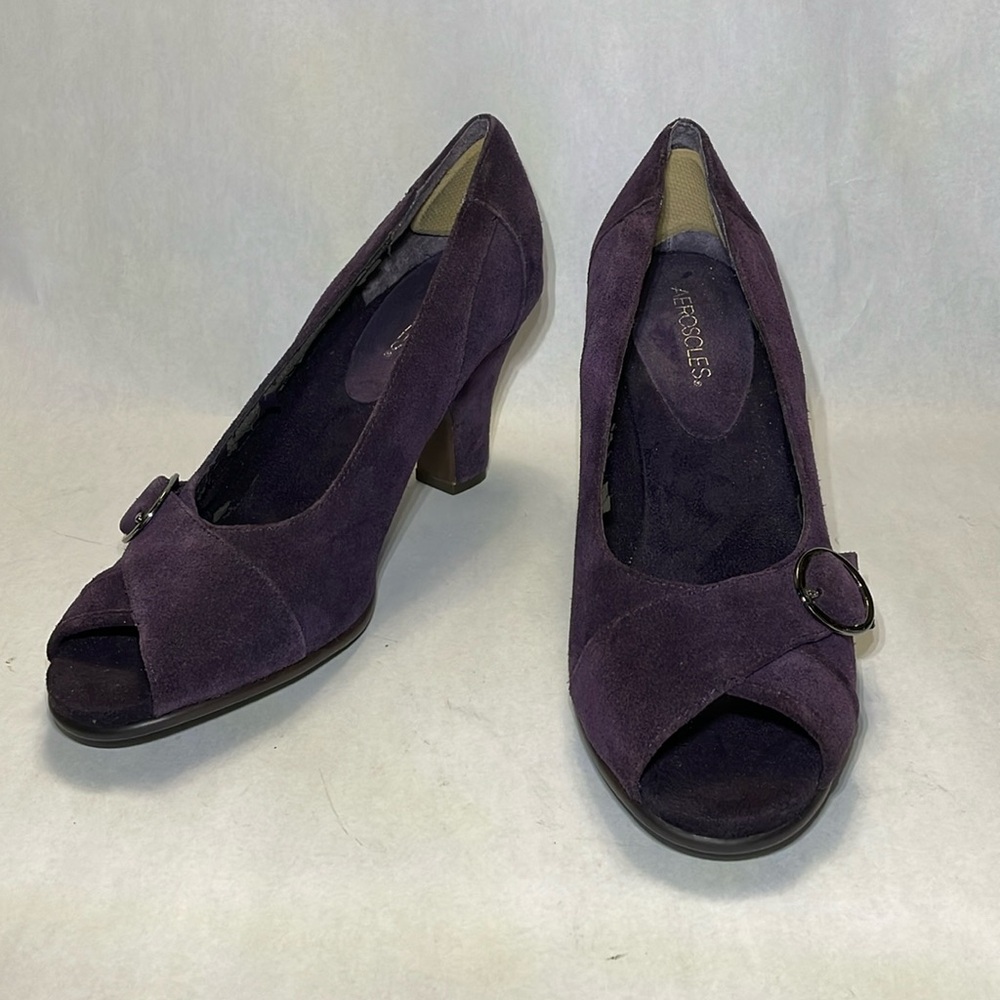 Aerosoles Purple Suede Peep-Toe Pumps with Buckle, size 10